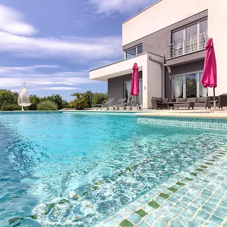 Vila Windrose Villa *